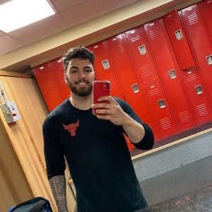 Meet your Posher, Adam